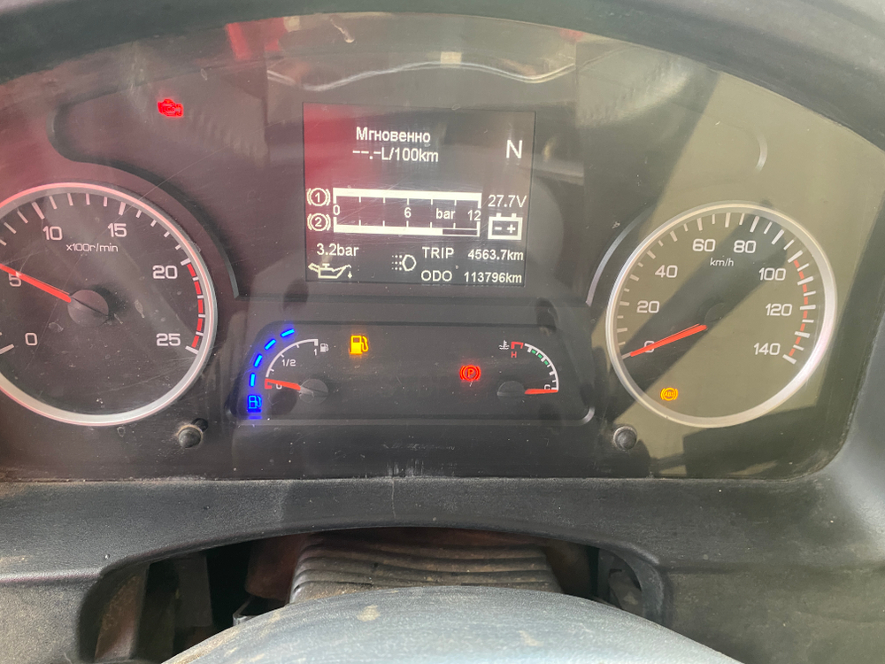 Shacman (Shaanxi) SX* 6x6 Седельный тягач SX42586V385 (Дизельный, 11,6 л, 423 л.с., МТ)