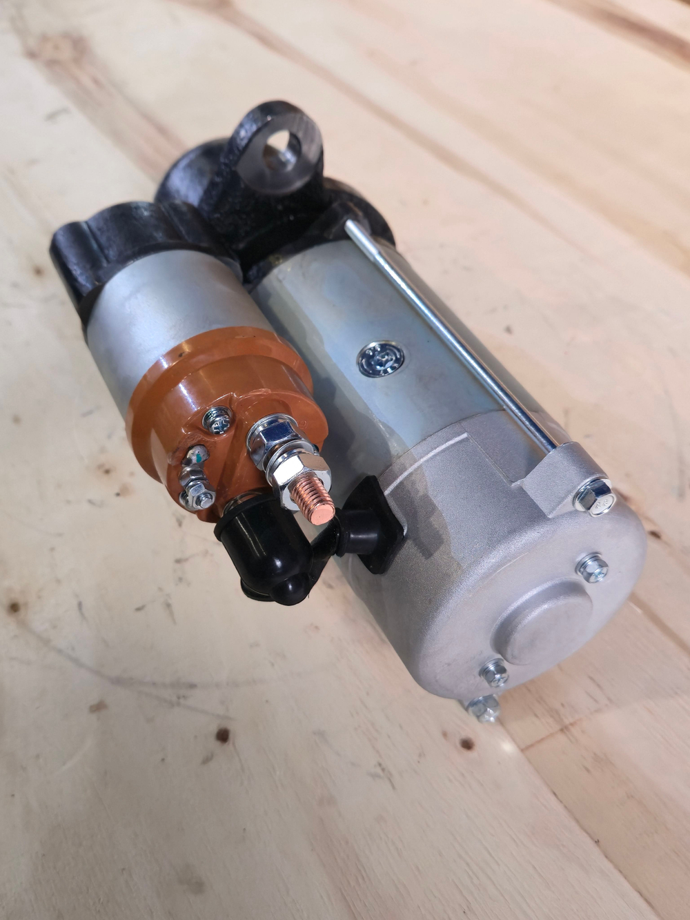 Стартер КАМАЗ дв.740.30-260, 740.50-360, 740.51-320 IVECO 24В z 10 9.0кВт AVTOELECTRICA