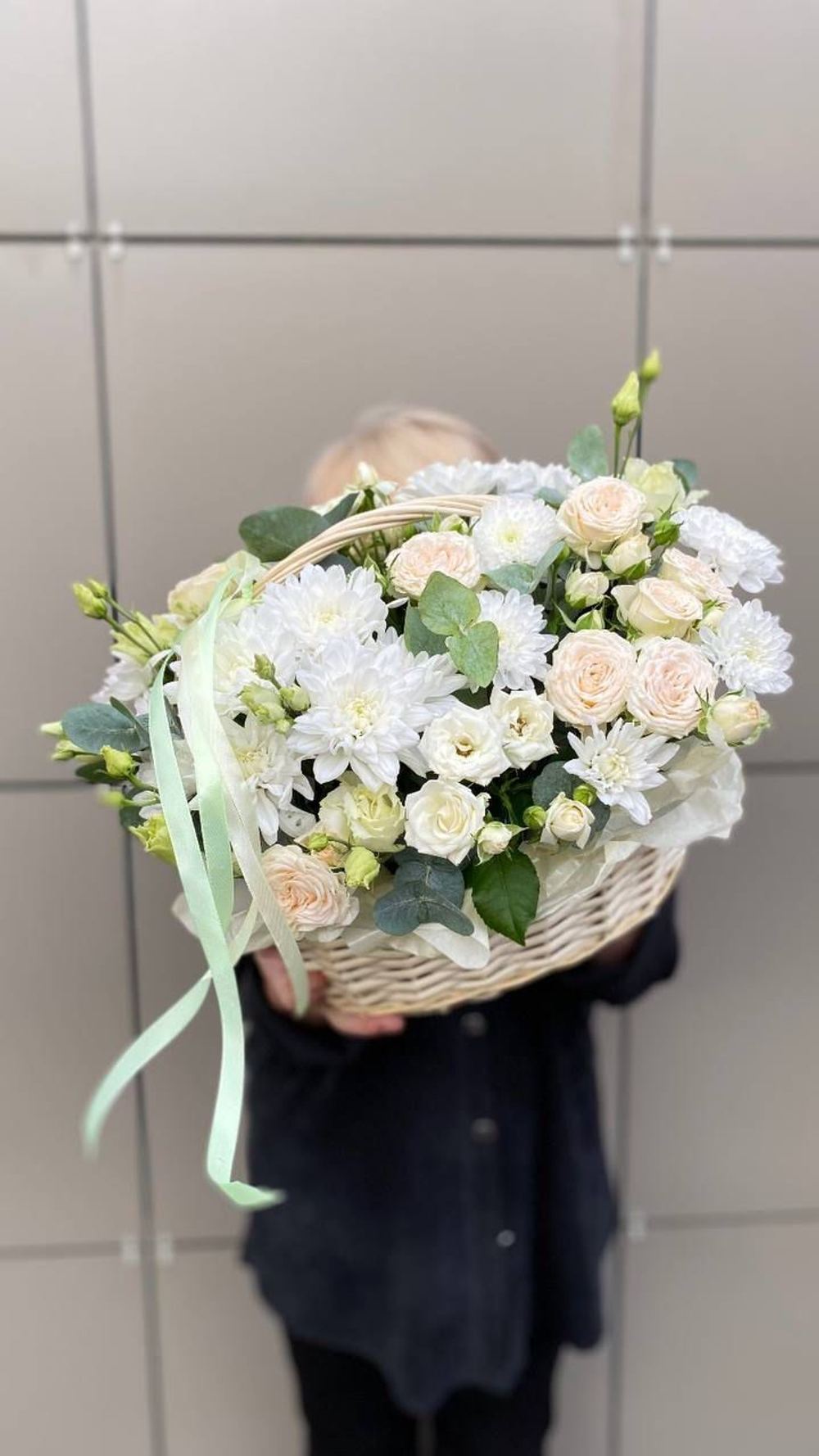 Цветы в корзине Цветущая милость