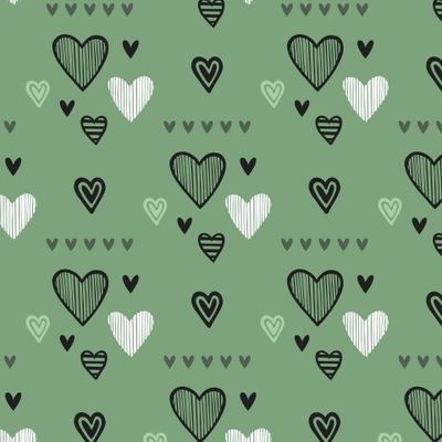 СЕРДЕЧКИ НА ЗЕЛЁНОМ ФОНЕ