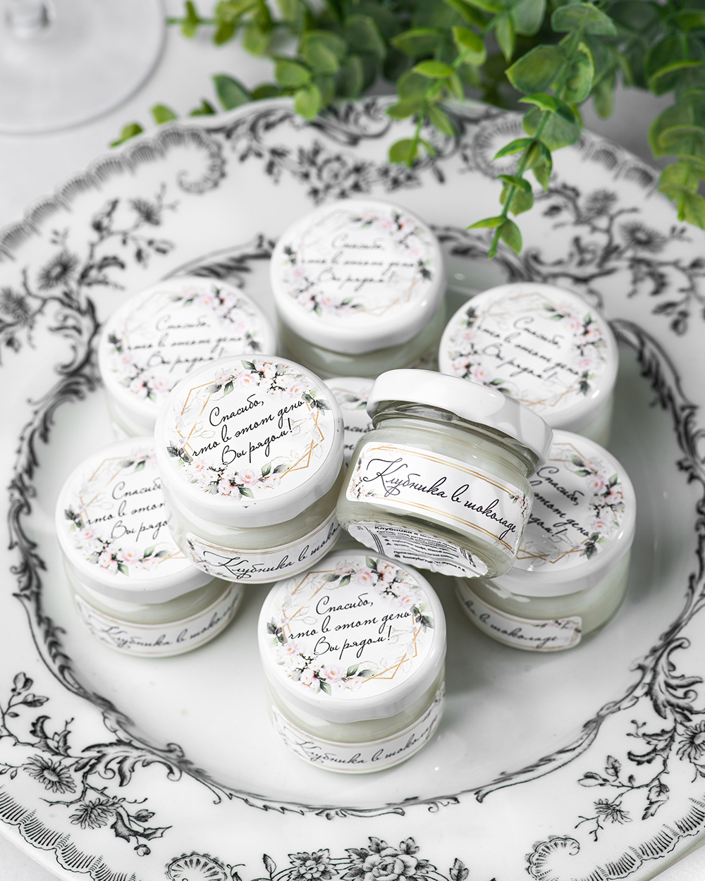 Свеча-бонбоньерка в подарок гостям