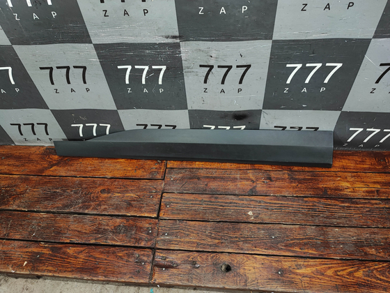 Накладка двери передней левой Kia Seltos 22-нв Б/У Оригинал 87723Q5000