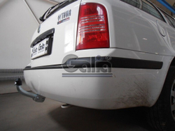 Фаркоп оцинкованный Galia S087A для Skoda Octavia седан, купе, универсал, Volkswagen Golf IV универсал 1997-2005(паспорт и сертификат в комплекте)(без электрики)