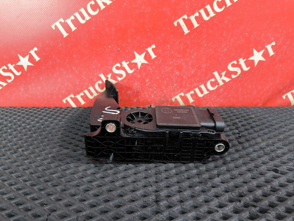 Педаль газа 2023г