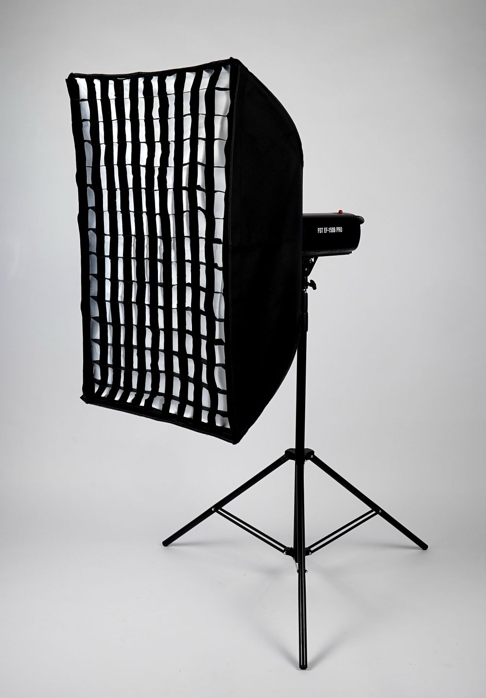 Комплект постоянного света FST EF-150B LED Softbox KIT