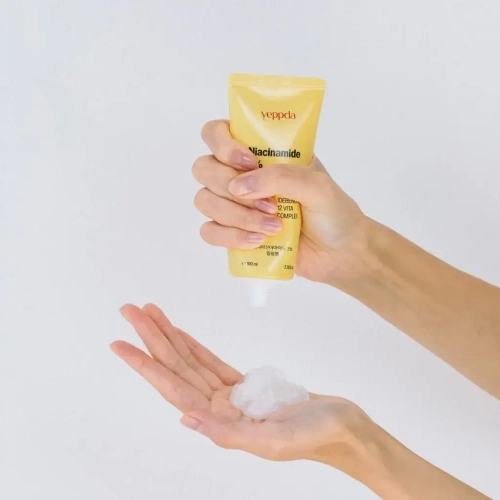 Очищающий пилинг-гель для лица с ниацинамидом Yeppda Niacinamide 3% Peeling Gel Срок 30.01.2026