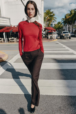 ZARA ХЛОПКОВАЯ ФУТБОЛКА С ДЛИННЫМИ РУКАВАМИ, ТЕМНО-КРАСНЫЙ