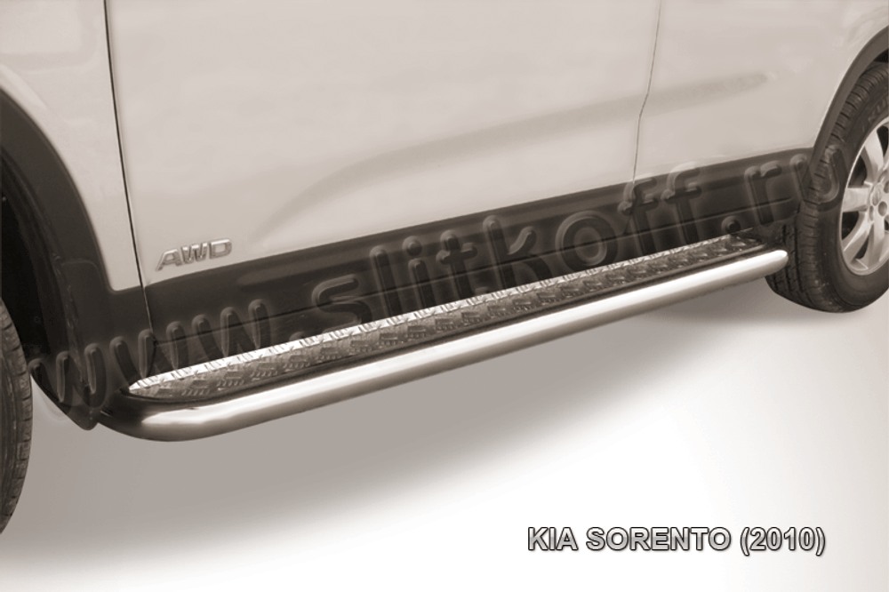 Пороги из нержавейки Kia Sorento (2009-2012) d57 с алюминиевым листом