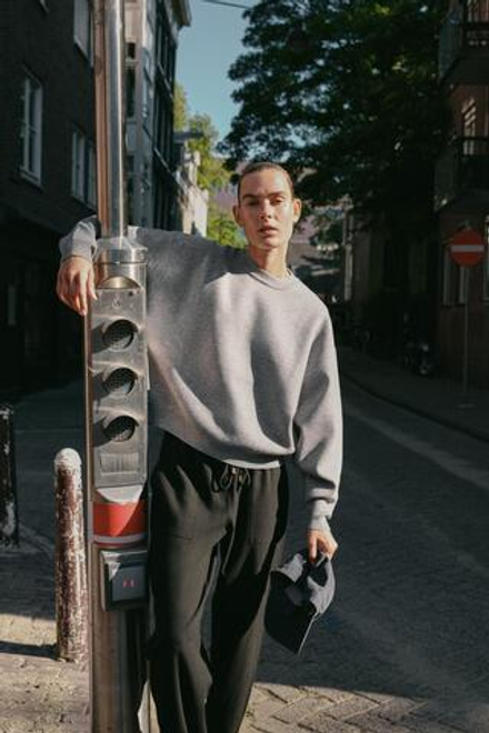 ZARA ТРИКОТАЖНАЯ ТОЛСТОВКА В РУБЧИК, СЕРЫЙ МЕЛАНЖ