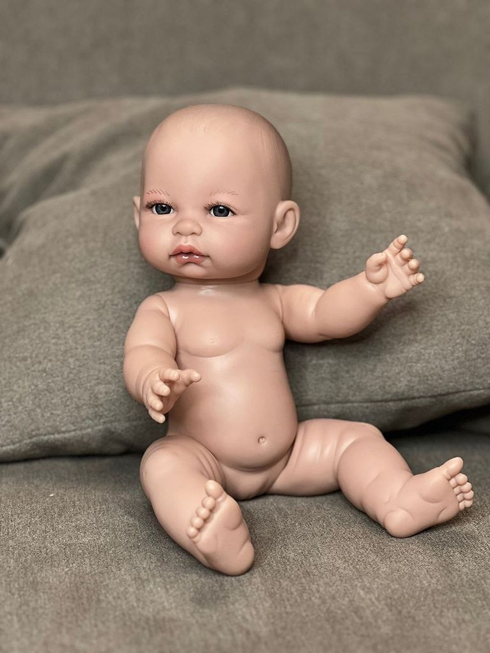 Кукла Berbesa виниловая 34см Coral (3220K)