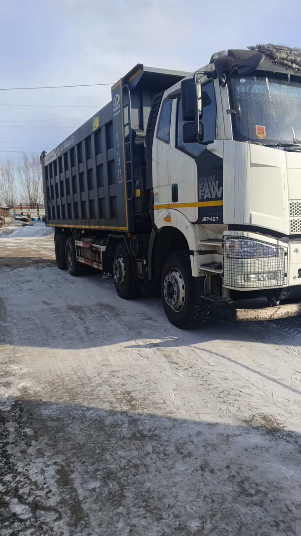 FAW J6 8x4 Самосвал СА3310Р66K24T4E5 (Дизельный, 11,1 л, 420 л.с., МТ)