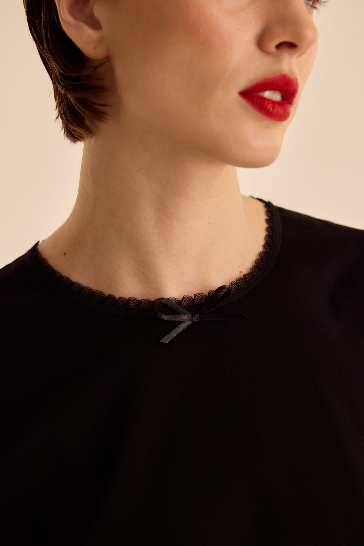 Футболка с кружевом (Baby Tee ), черный