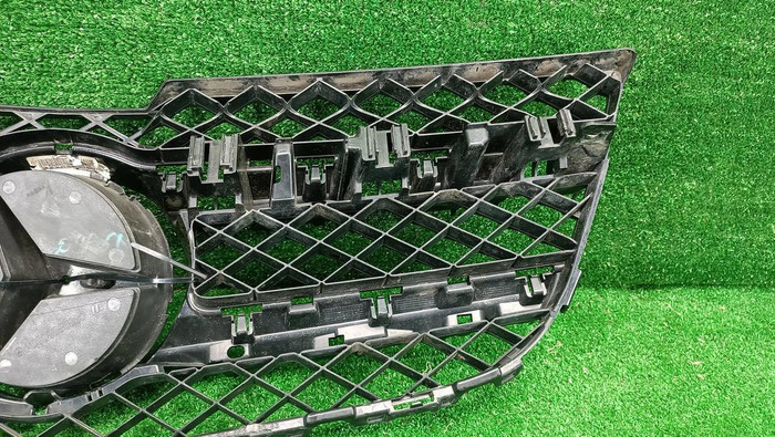 Решетка радиатора Mercedes GLK X204 (2012-2015)