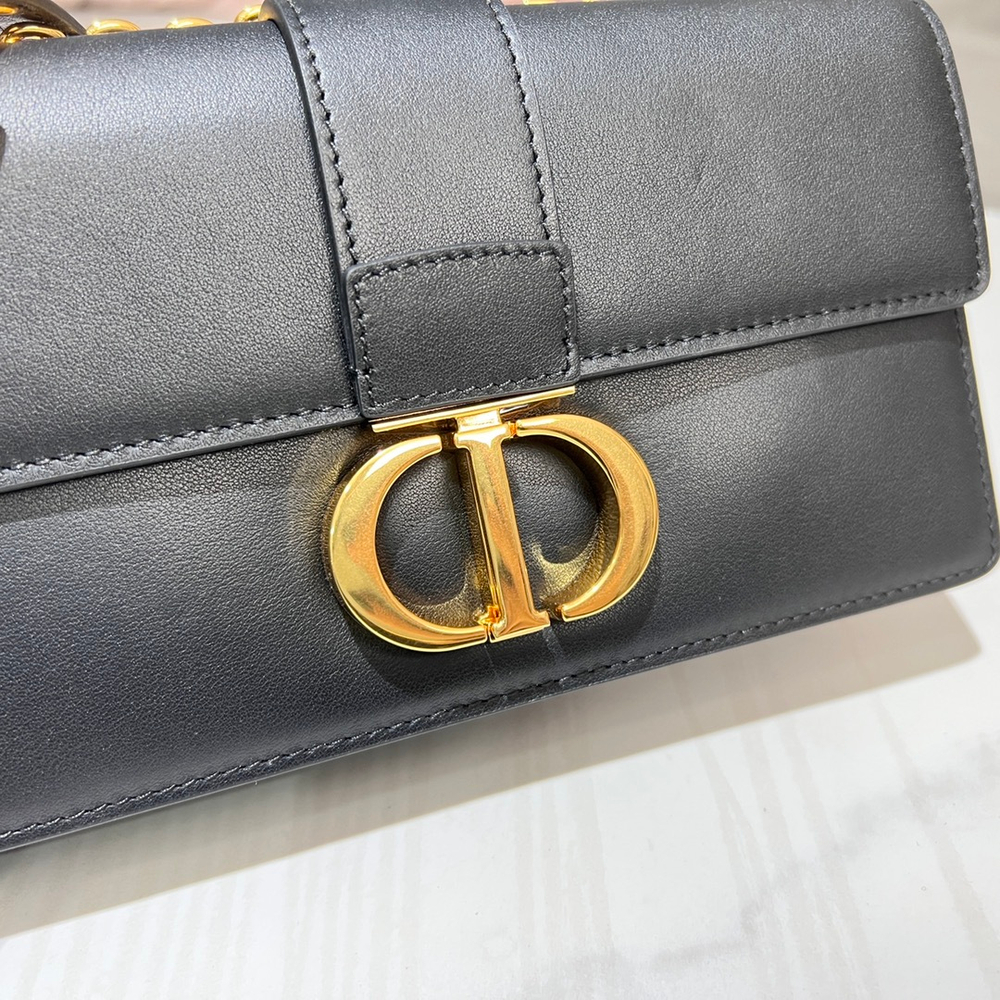 Christian Dior 30 Montaigne East-West Bag with Chain