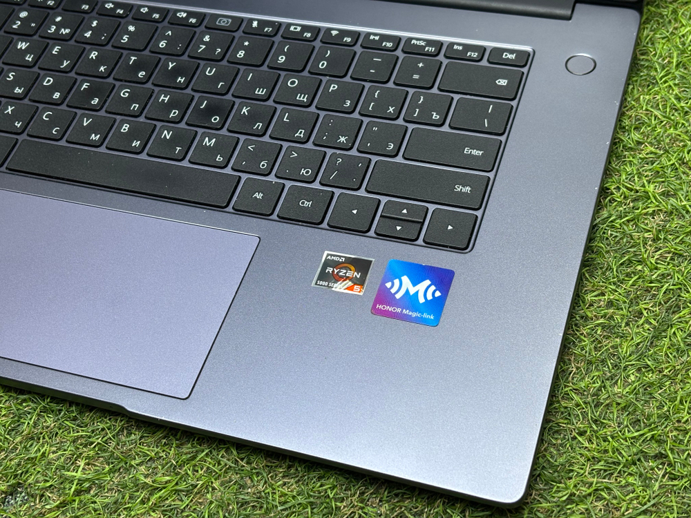 Ноутбук Honor 15.6' R5 5500U/16GB/512GB/ Magicbook 15[BMH-WFQ9HN]/Windows 10