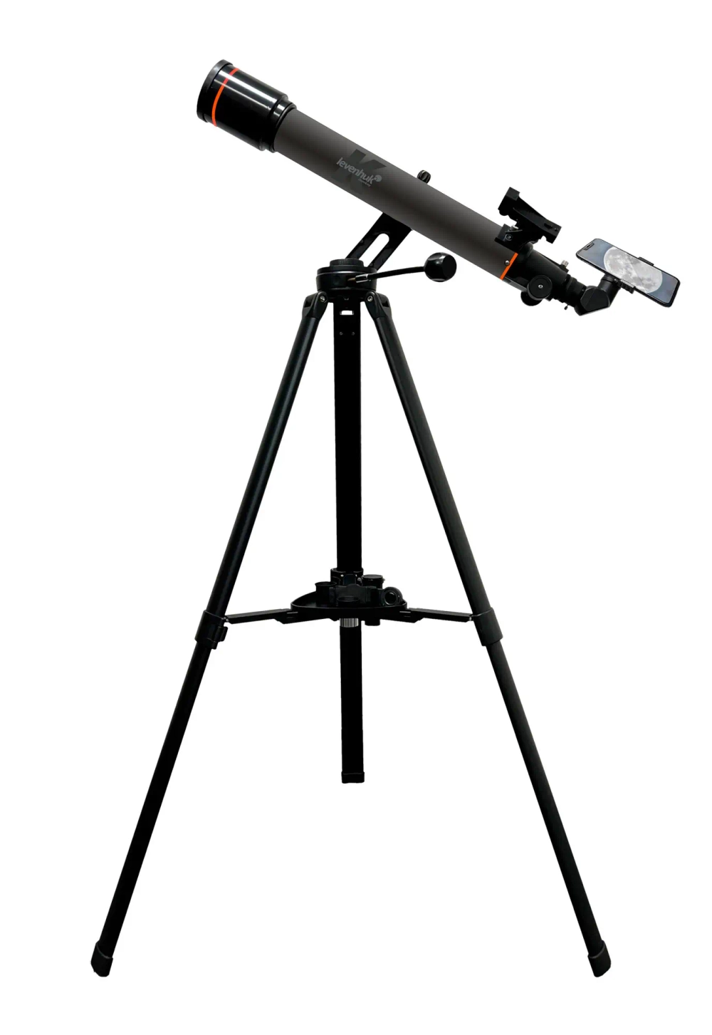 Фототелескоп Levenhuk Kelvin Nova PLUS 70/700 на штативе, вид с расстояния