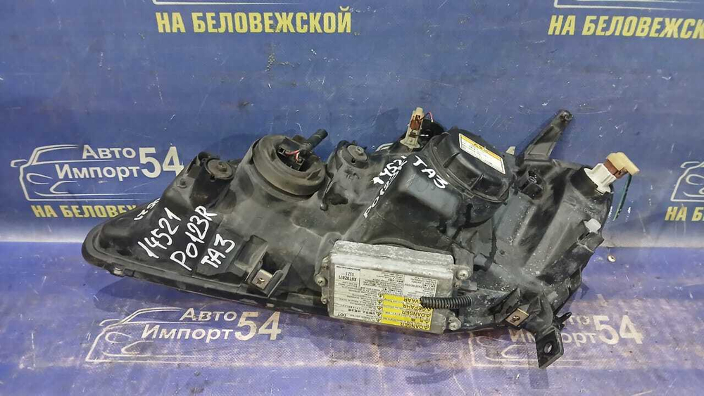 Фара передняя правая Honda AVANCIER 1999-2001
