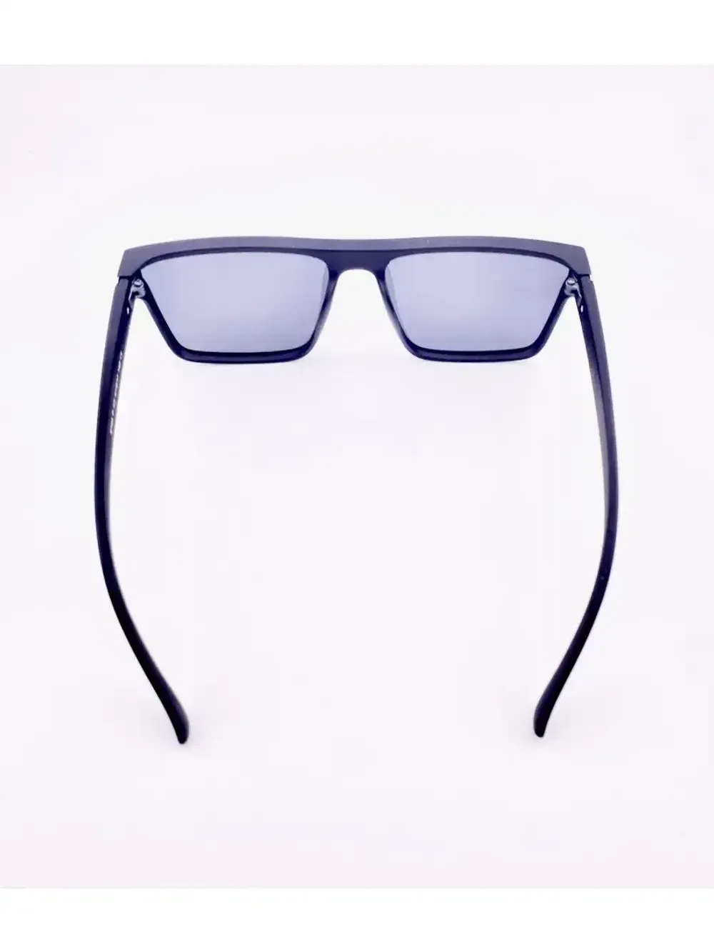 Солнцезащитные очки с поляризацией