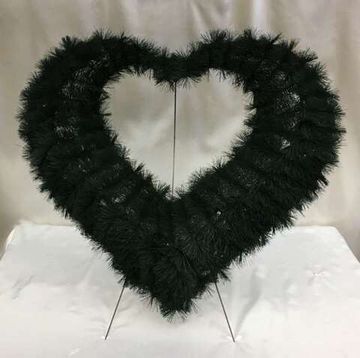 Фон Венок СЕРДЦЕ объемное (ёрш) 15782