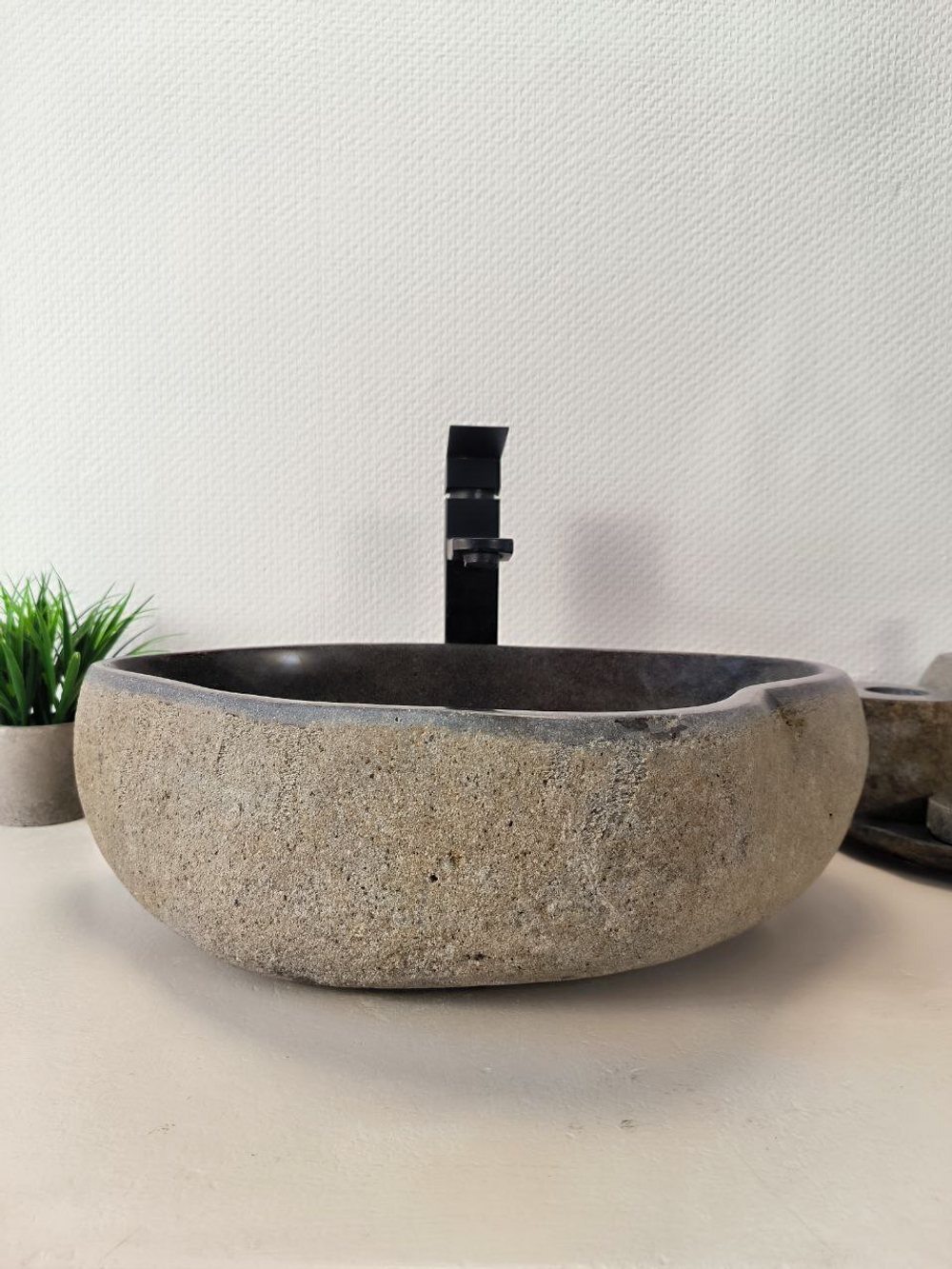 Раковина из речного камня RS-65970 49х35х15 из натурального камня
