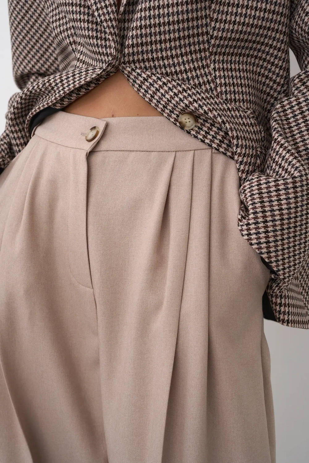 Брюки-палаццо бежевые