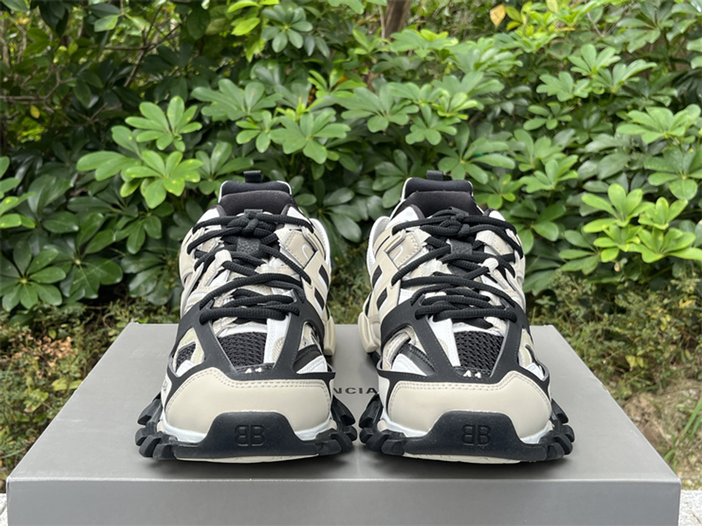 Balenciaga Track Sneaker 542023-W3AC4-8071