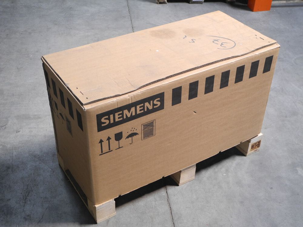 SIEMENS 1PH8133-1DD03-2BA1