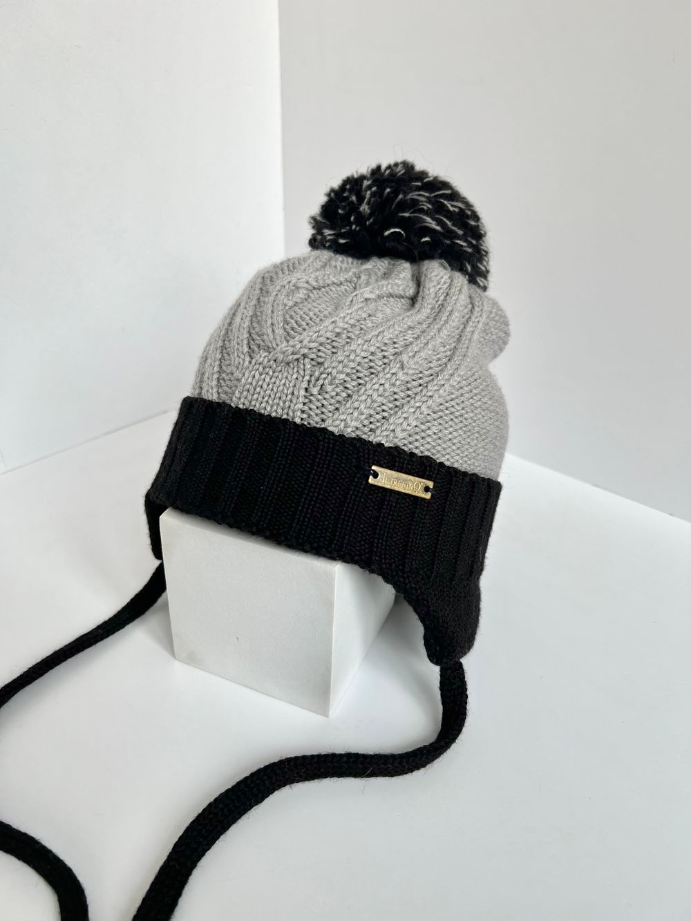 Шапка Il trenino на 1 год