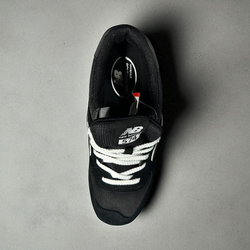 New Balance 574 • Black