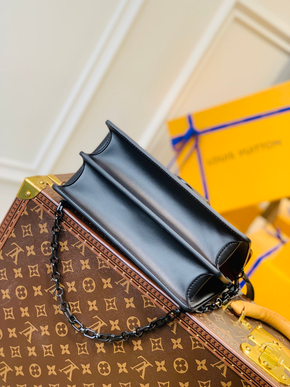Louis Vuitton Dauphine MM