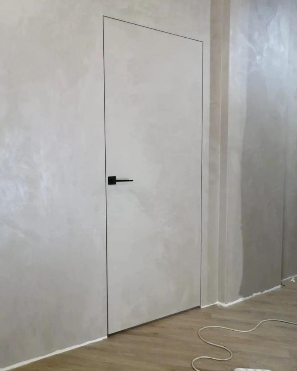 Скрытая Дверь Эстер АК 600/700х2000 с алюминиевой кромкой