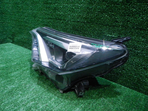 Фара левая Toyota Rav 4 CA40 (2015-2019) LED