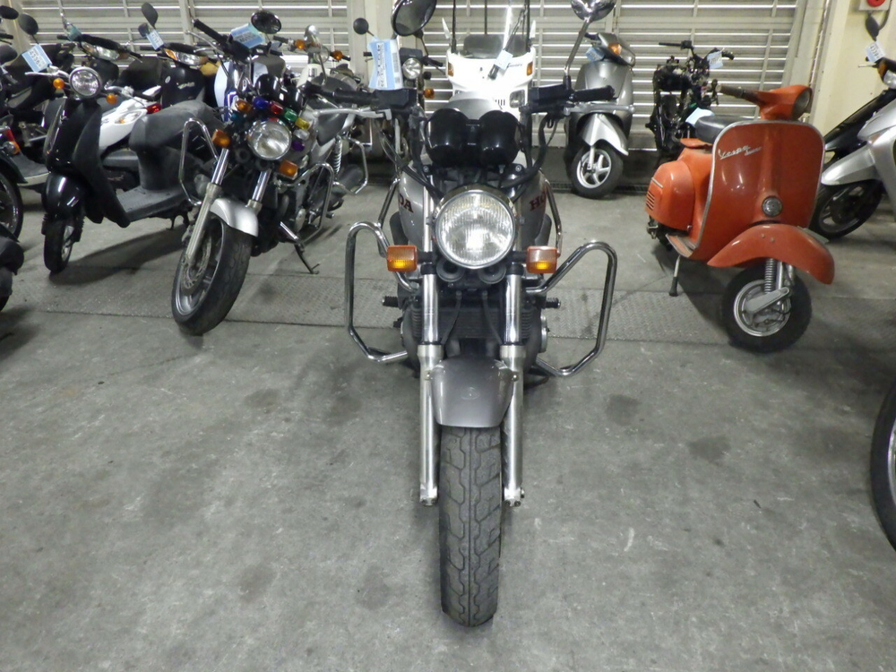 Honda CB750 041990