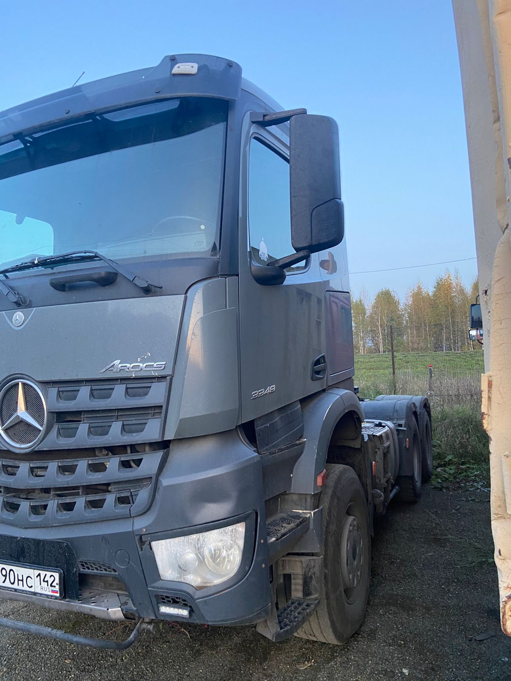 Mercedes-Benz AROCS 6x4 Седельный тягач 3348S AT (Дизельный, 12,8 л, 476 л.с., АТ)