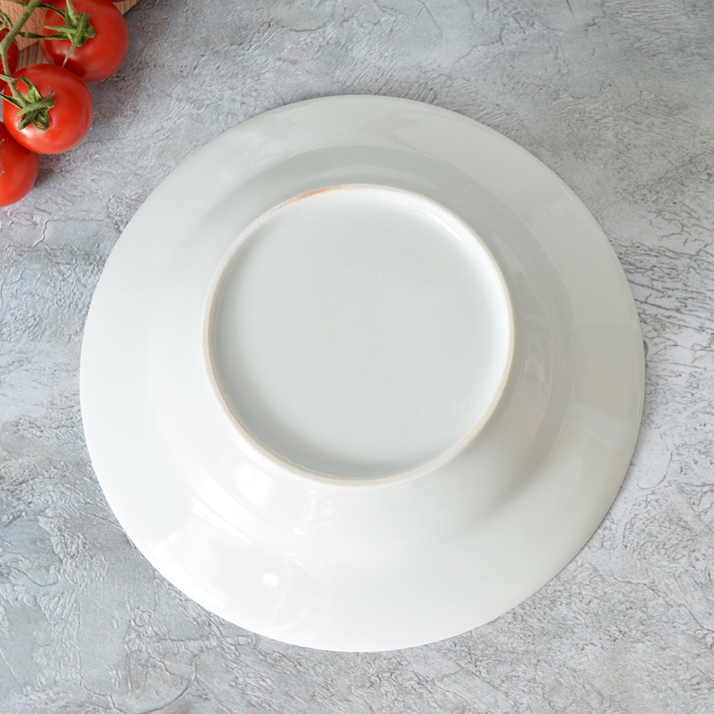 Тарелка 200мм глубокая форма Идиллия Клубника