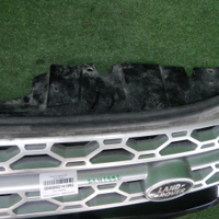 Решетка радиатора Land Rover Discovery Sport (2014-2019)