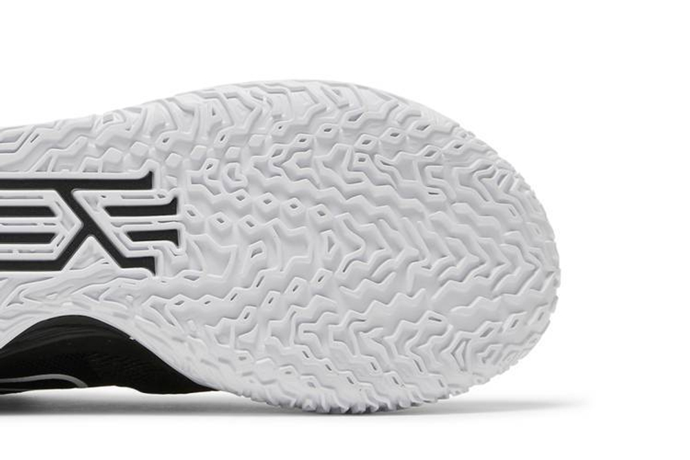 Кроссовки Nike Kyrie 7 Tb