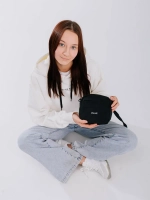 Сумка через плечо кросс-боди