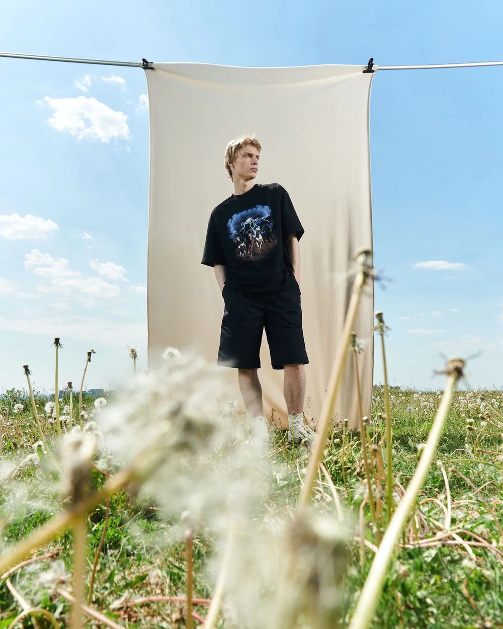 Купить Футболка Called a Garment Horses Peach effect черная Футболка Called a Garment Horses Peach effect черная