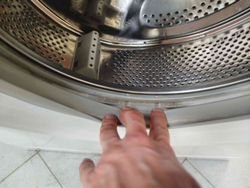 Стиральная машина Indesit WIUN 81 3.5 кг б/у