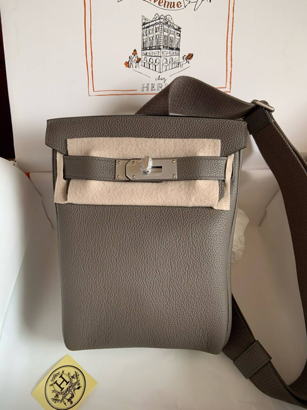 Сумка-слинг Hermes, арт. 483161921