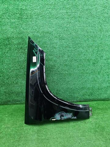 Крыло переднее правое Mercedes GL GLS X166 (12-19)