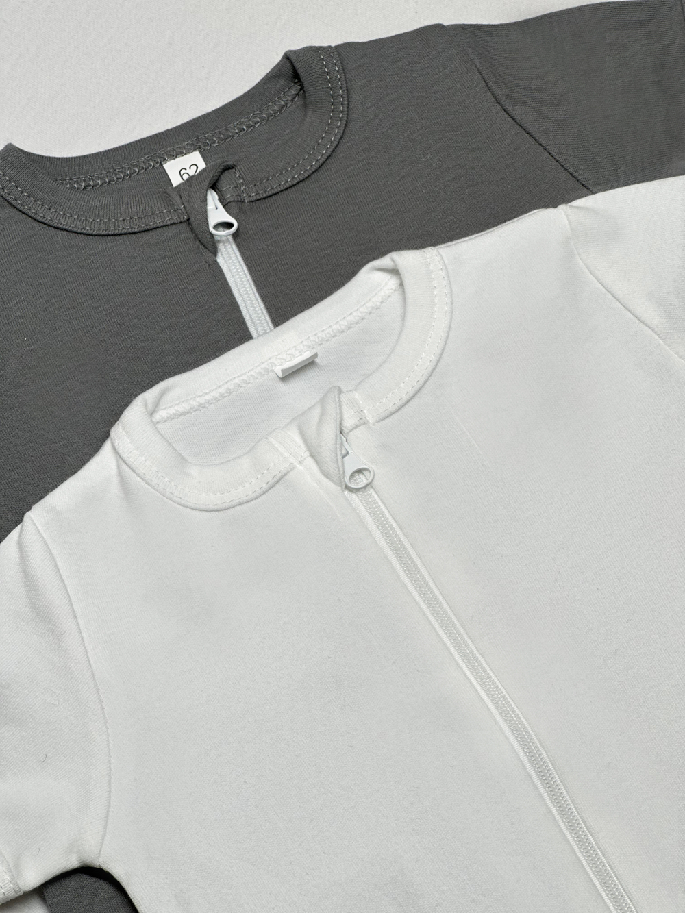 Полукомбинезон-песочник на молнии Серый RinaAmari