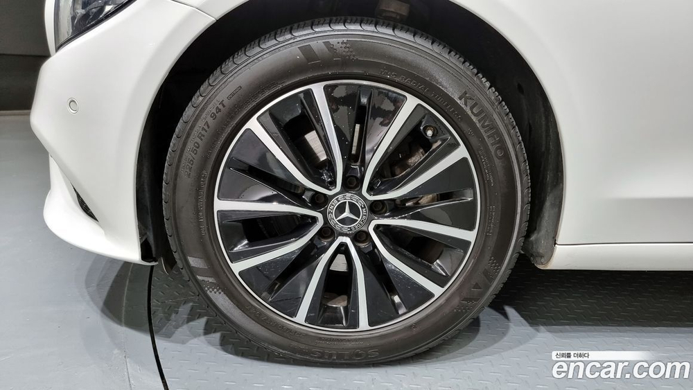 Mercedes-Benz C-Class W205 C200 (09.2019)
