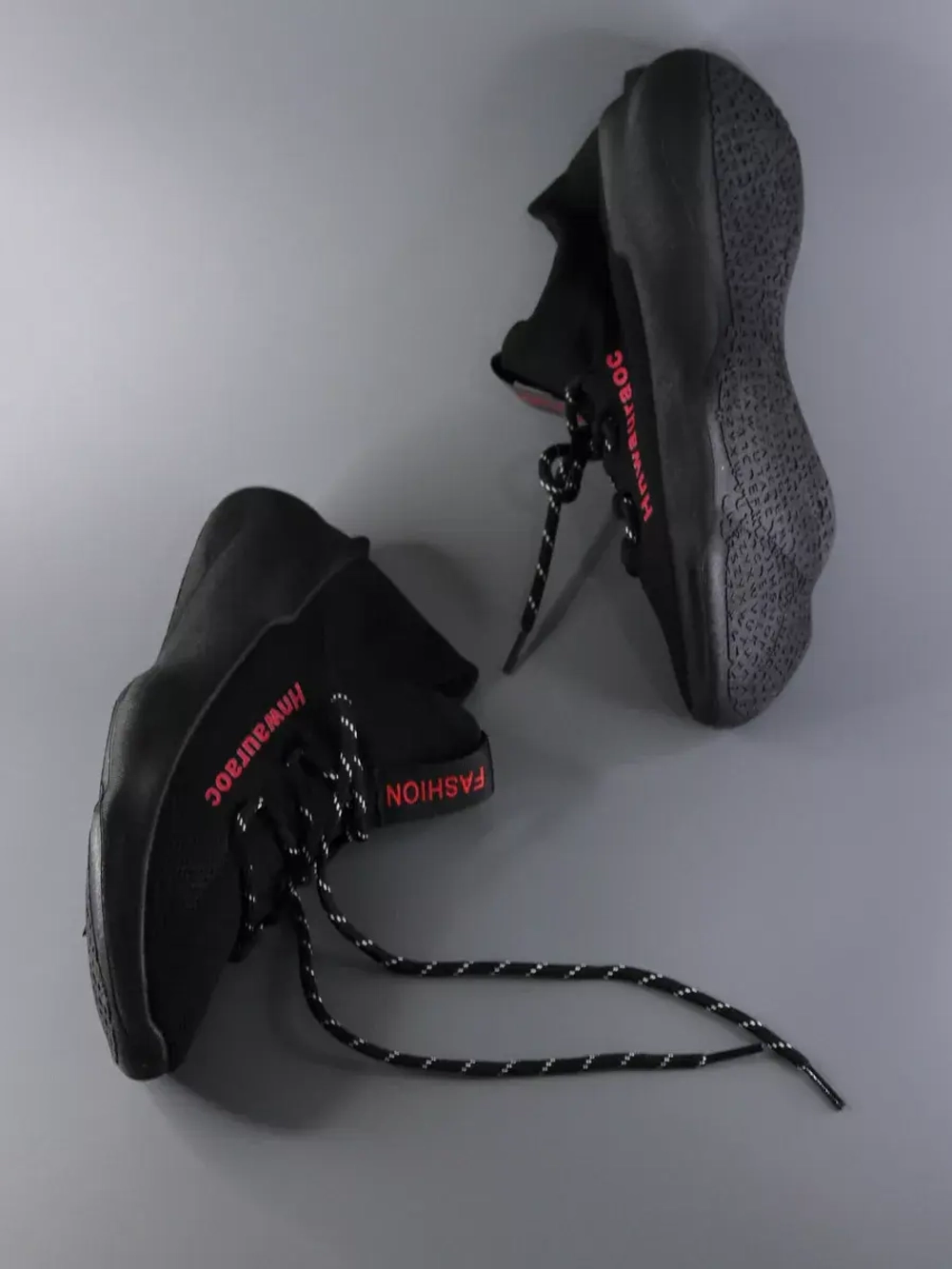 Кроссовки Изики - Yeezy boost- черные