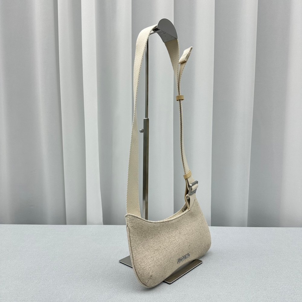 Jacquemus Le Bisou 27 cm