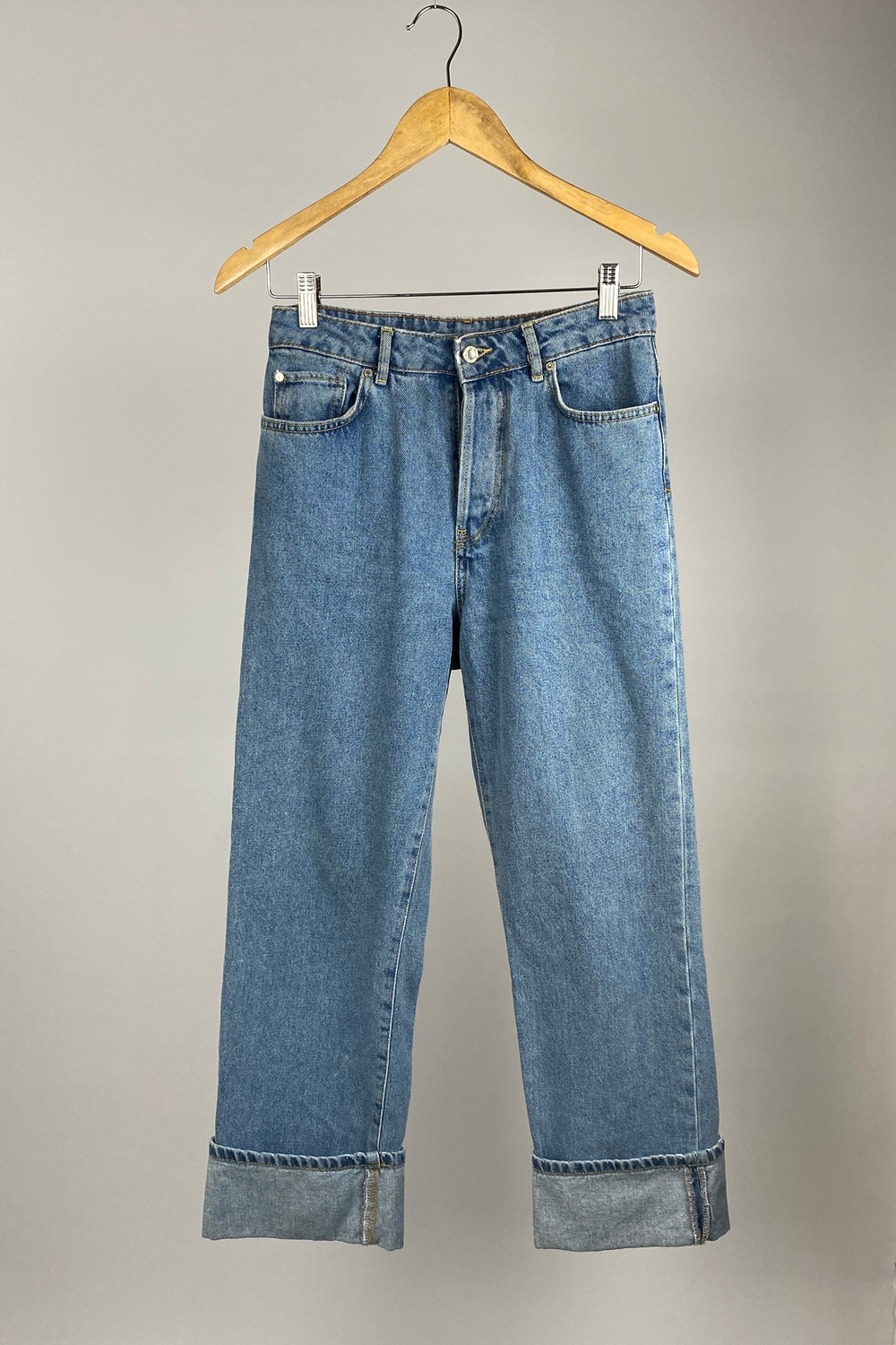 Джинсы Zara