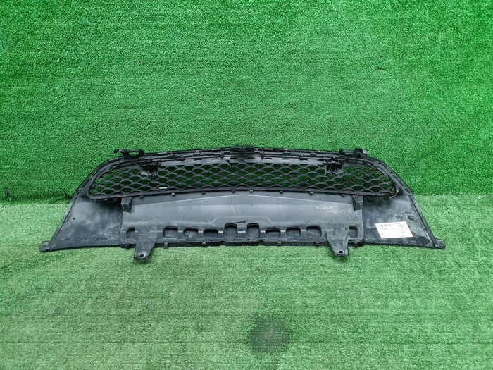 Решетка перед. бампера Mercedes GLE V167 18-24 AMG