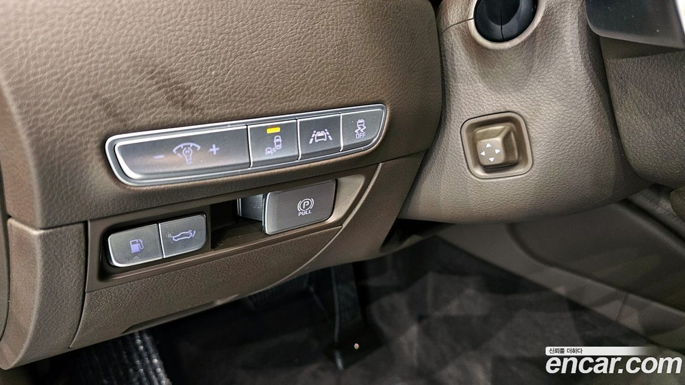 Kia The K9 (Quoris/K900) 3.8 GDI AWD (04.2020)