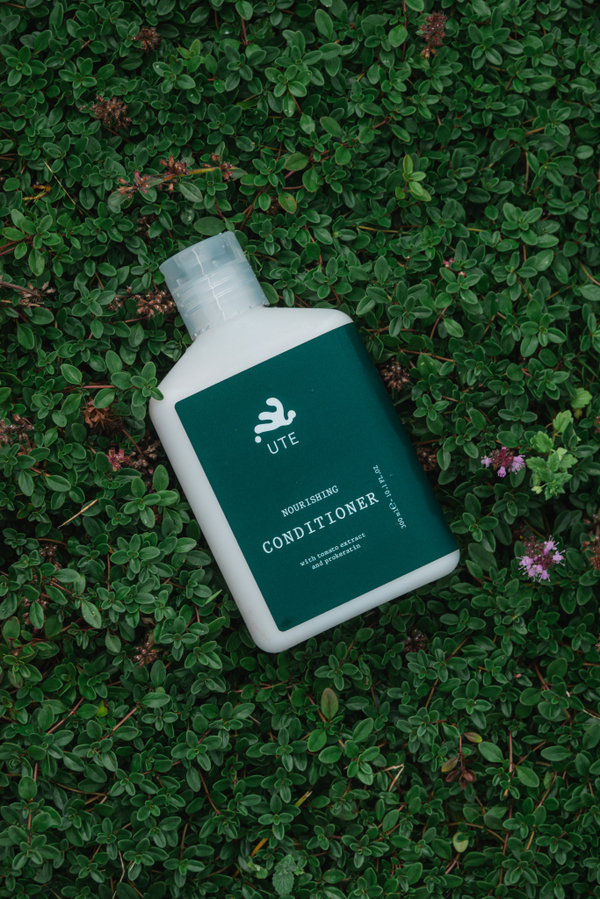 Питательный кондиционер с экстрактом томата и прокератином